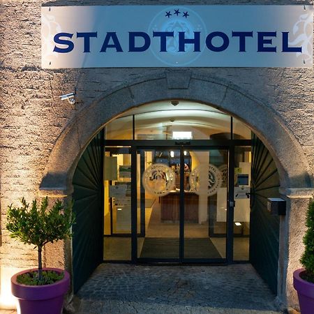 Stadthotel ヴァイトホーフェン・アン・デア・ターヤ エクステリア 写真