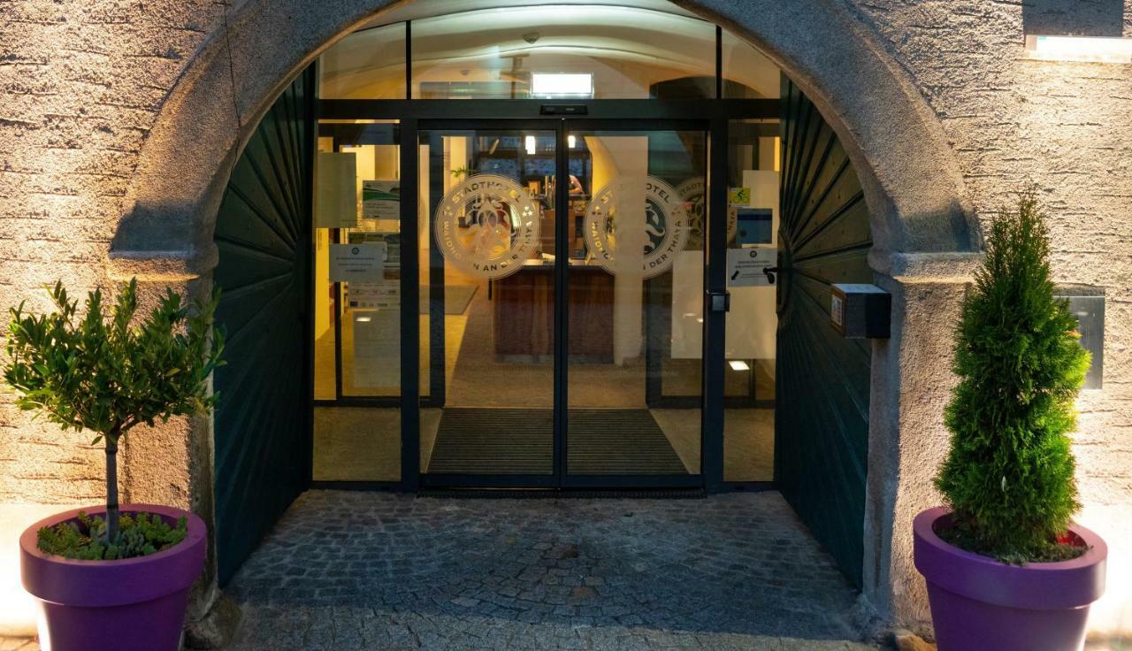 Stadthotel ヴァイトホーフェン・アン・デア・ターヤ エクステリア 写真